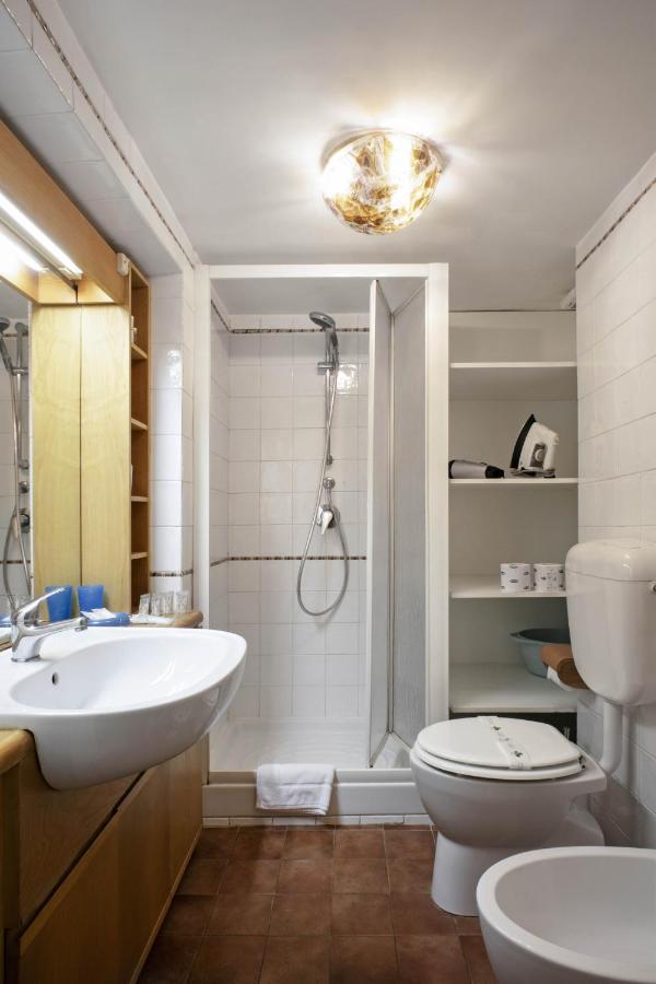 Trevi Fountain Apartment Rome Bagian luar foto