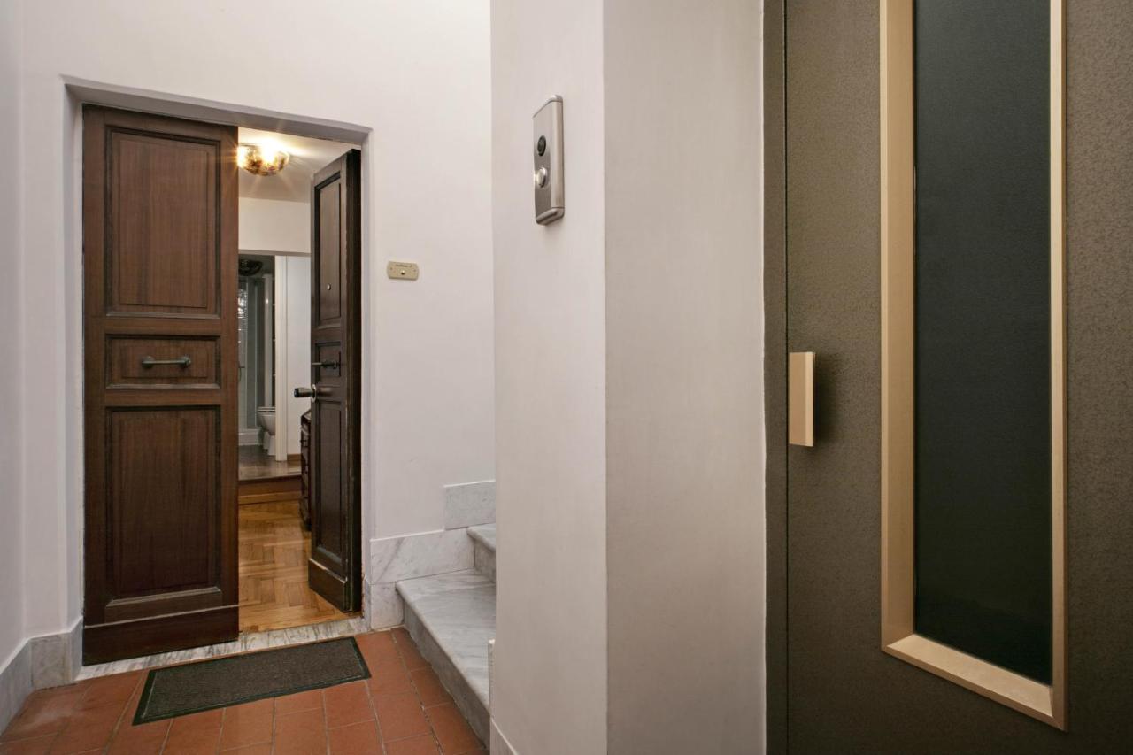 Trevi Fountain Apartment Rome Bagian luar foto